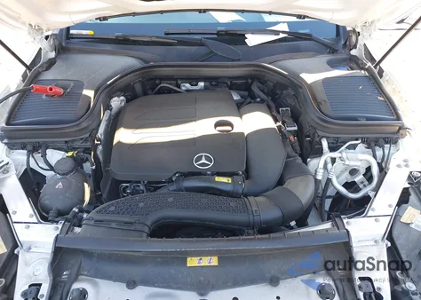 2020 Mercedes-Benz Glc 300 4Matic z USA, uszkodzony, nr VIN WDC0G8EB4LF716707